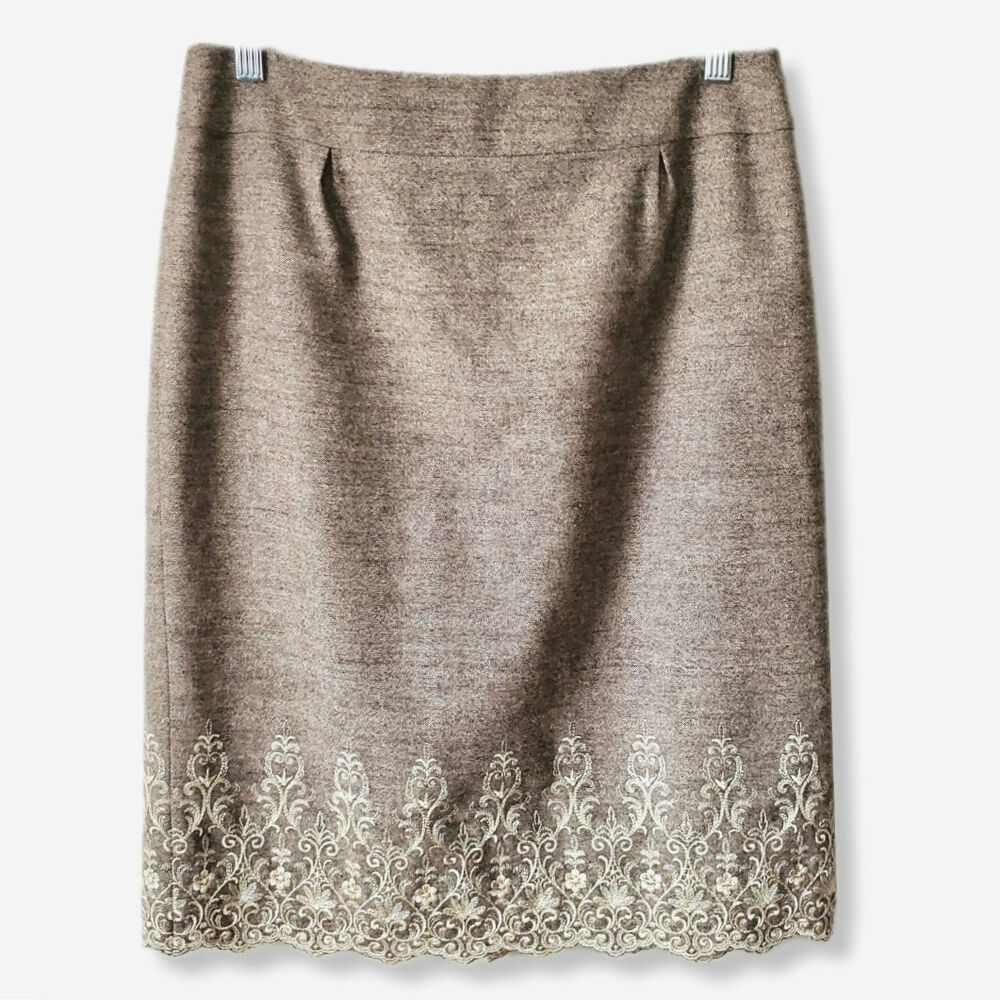 Women Tan Tweed Embroidered Pencil Skirt 8 Neutral Career Corporate Chic Elegant